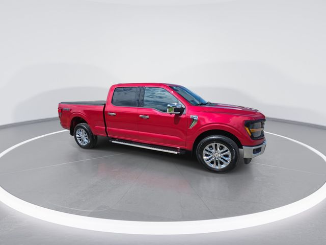 Used 2024 Rapid Red Metallic Tinted Clearcoat Ford XLT image 2