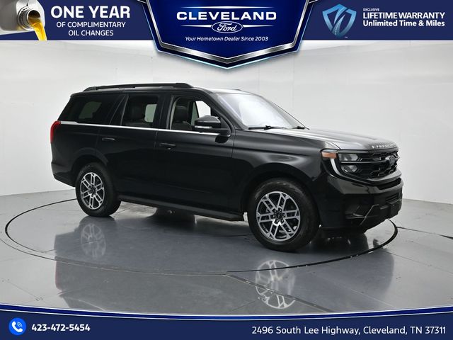 Black Metallic 2025 Ford Expedition SUV / Crossover Four-Wheel Drive Automatic