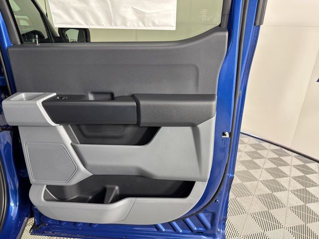 2025 Atlas Blue Metallic Ford F-150 XL 4X4 Truck
