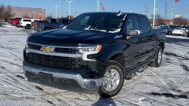 2023 Chevrolet Silverado 1500 LT 3