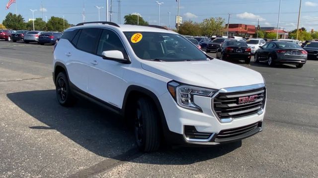 2022 GMC Terrain SLE 2