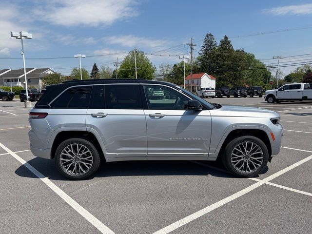 new 2026 Jeep Grand Cherokee car, priced at $59,374