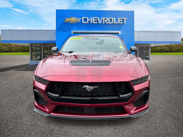 2025 Ford Mustang - Image 2