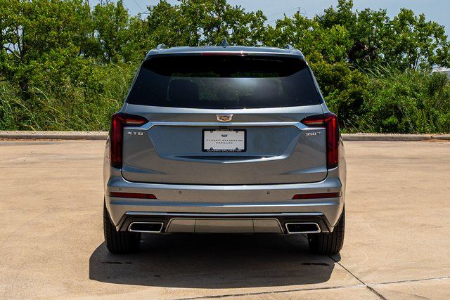 2025 Cadillac XT6 Luxury - 4