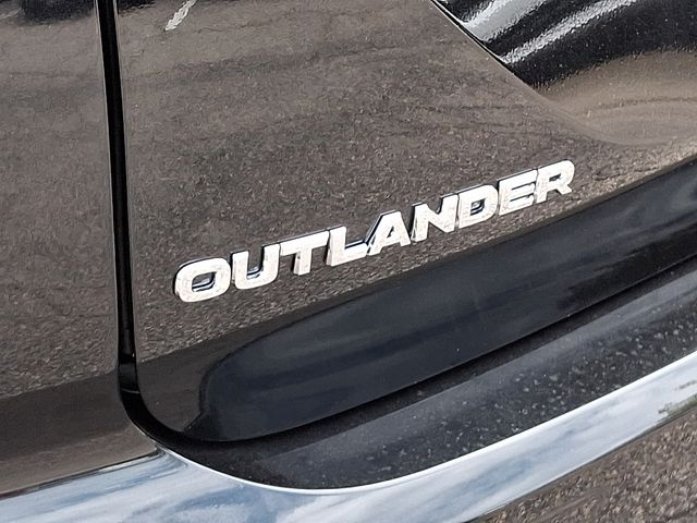 MitsubishiOutlander15