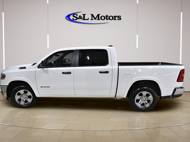 View vehicle photo 2