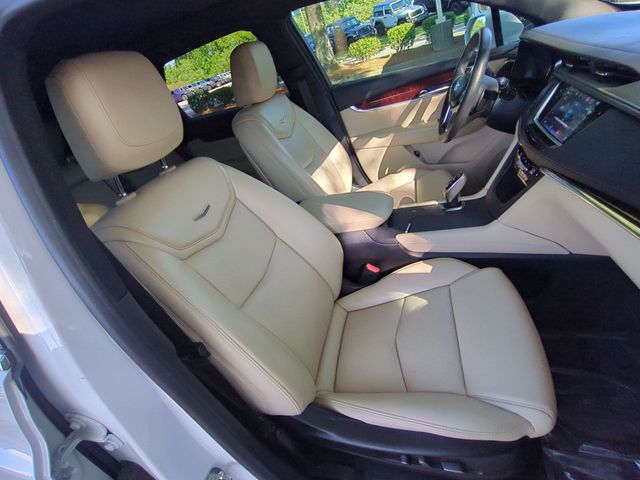 Used 2019 White Cadillac Luxury image 36