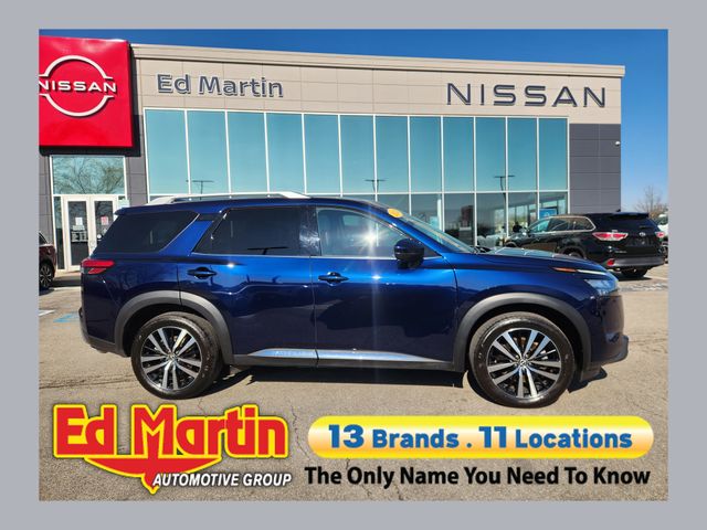 Deep Ocean Blue 2025 Nissan Pathfinder Platinum 4WD SUV / Crossover All-Wheel Drive 9-Speed Automatic