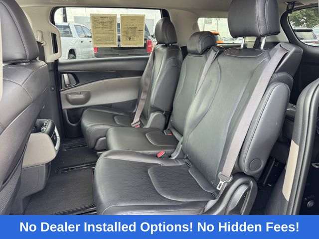 2025 Kia Carnival LXS Black at Shottenkirk Kia Fort Bend