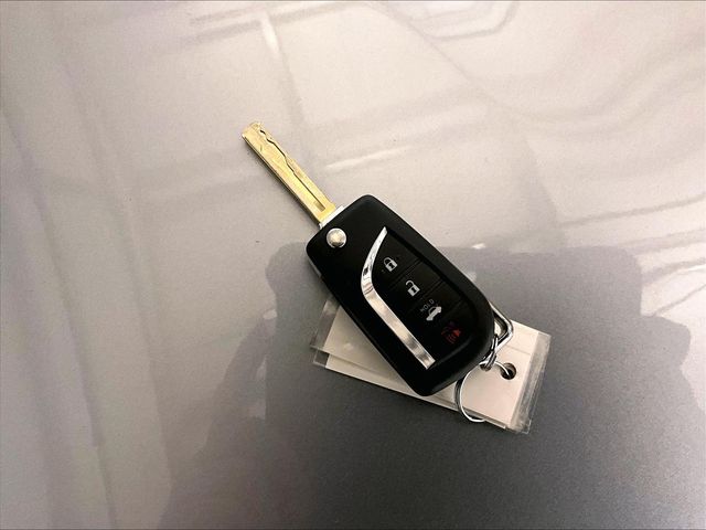2023 Toyota Camry SE Silver at Sutliff Volkswagen