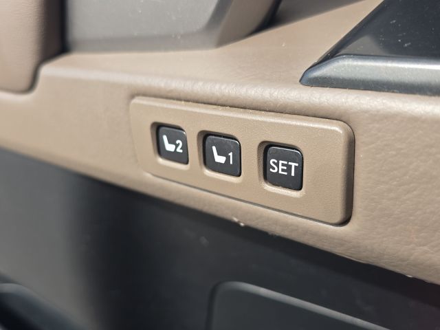2023 Lexus GX 460:46928A