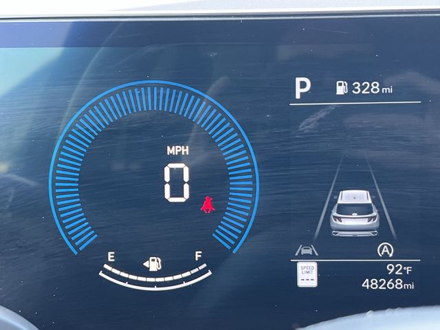 Used 2025 Green Hyundai SEL image 26
