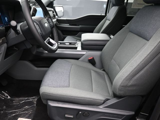 2025 Ford F-150 XLT - Photo 21