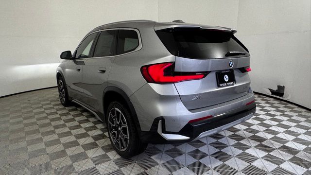 New 2026 Silver BMW xDrive28i image 5