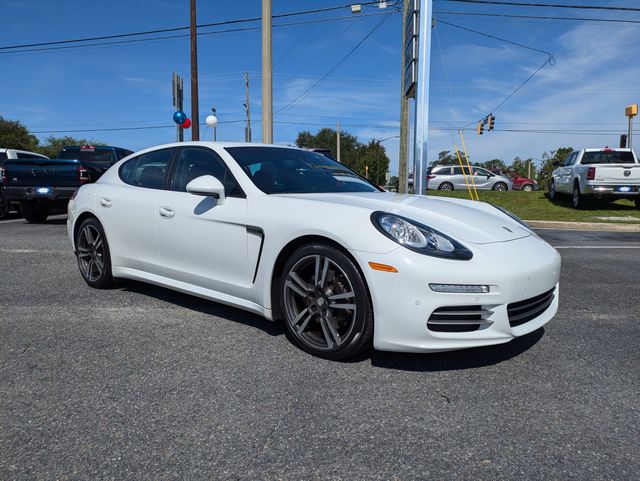 2016 Porsche Panamera