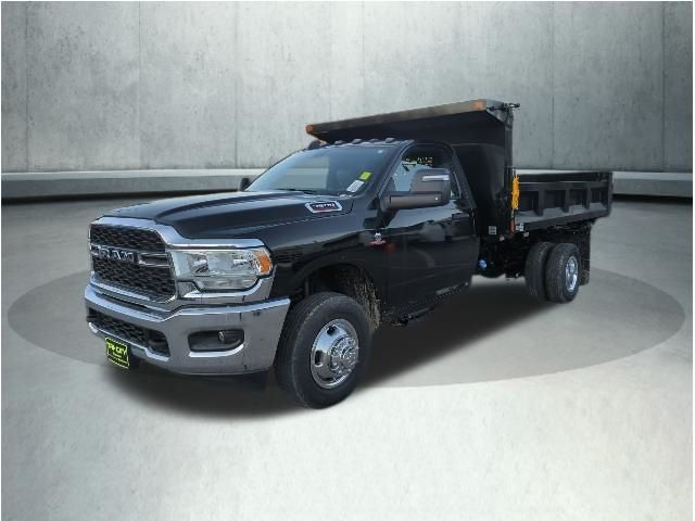 2024 RAM 3500 Chassis Tradesman Regular Cab LB DRW 4WD