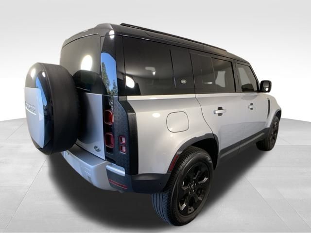 2023 Land Rover Defender 110 S 6