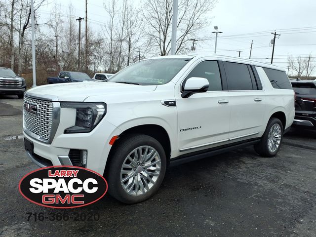 2023 GMC Yukon XL Denali 4WD