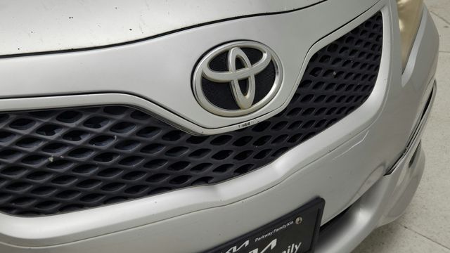 2011 Toyota Camry SE Silver at Emmons Autoplex