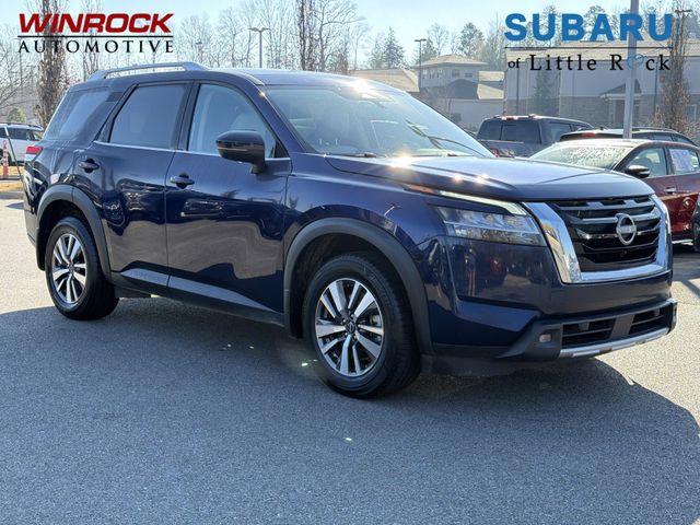 2022 Nissan Pathfinder SL 4WD