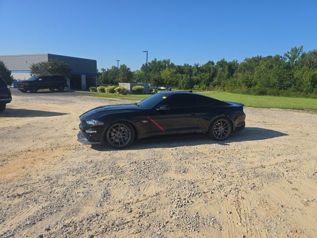 Used 2021 Shadow Black Ford GT Premium image 4
