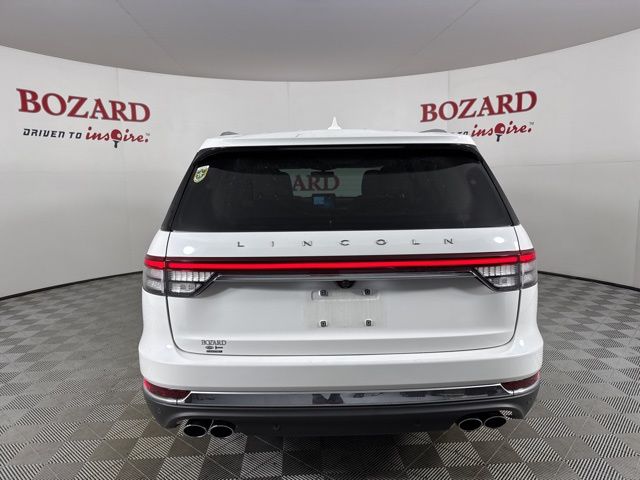 2022 Pristine White Metallic Tri-Coat Lincoln Aviator Reserve RWD SUV