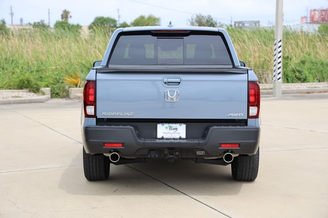 2023 Honda Ridgeline RTL Gray at Community Honda
