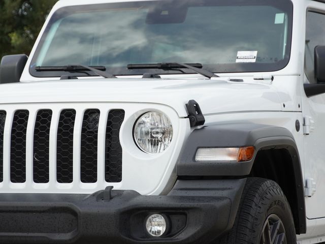 Used 2024 Jeep Wrangler SUV