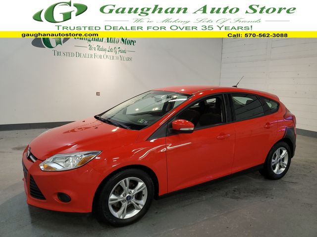 Race Red 2013 Ford Focus Hatchback Front-Wheel Drive 6-Speed Automatic