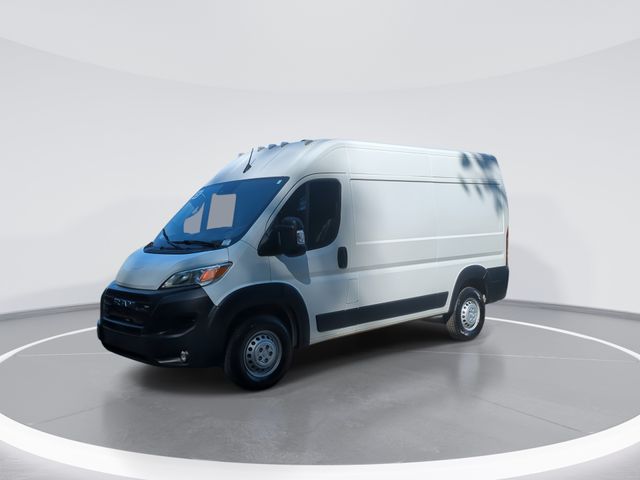 Used 2025 White Ram High Roof image 4