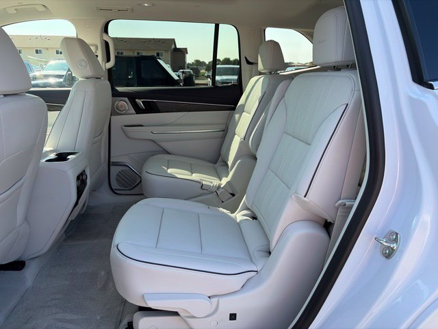 New 2027 Buick Enclave SUV