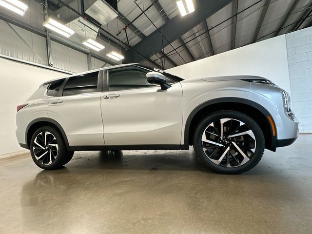 2022 Mitsubishi Outlander SE Silver at Honda North