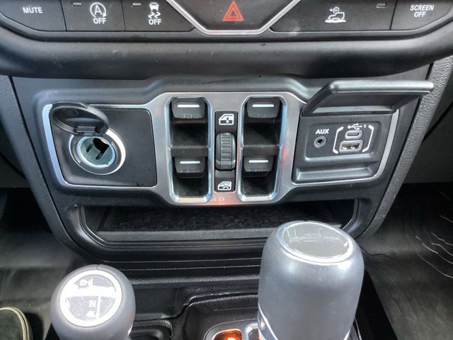 Used Car 2023 Jeep Gladiator  Overland For Sale Under $35,000 In San Antonio, Texas