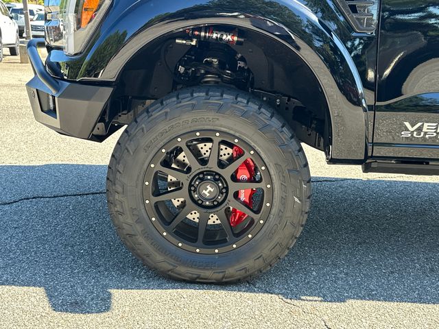 2025 Ford F-150 Lariat - Photo 11