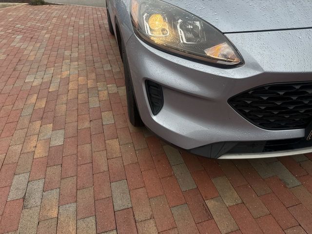 Used 2022 Ford Escape SUV