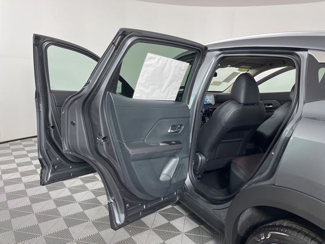 2025 Gun Metallic Nissan Kicks SR FWD SUV