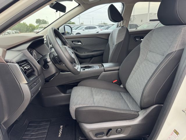 2021 Nissan Rogue SV White at South Houston Nissan