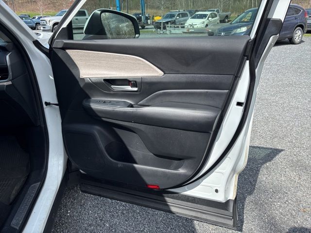 2024 Toyota Grand Highlander Limited - Photo 19