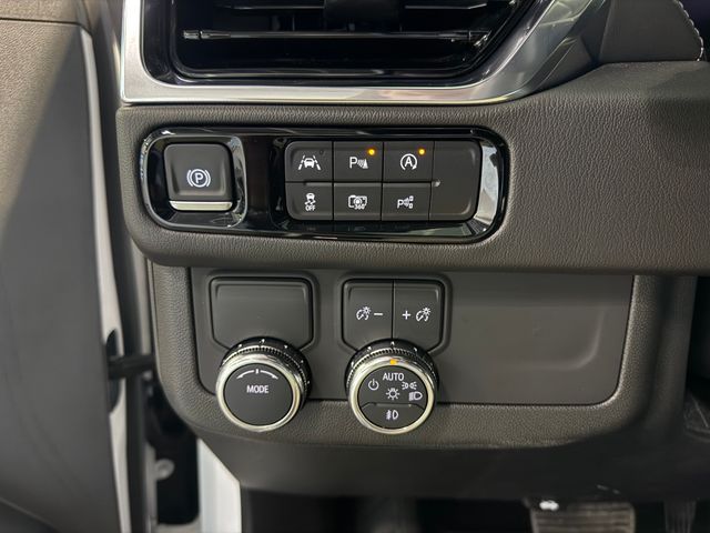 2025 GMC Yukon Denali White at Bob King Buick GMC