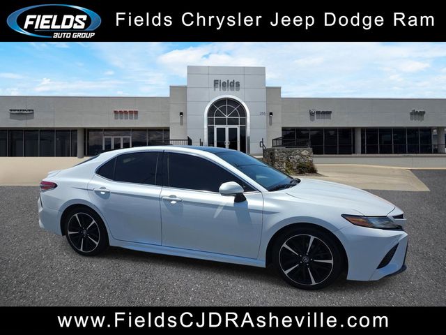 White (Wind Chill Pearl) 2019 Toyota Camry XSE FWD Sedan Front-Wheel Drive 8-Speed Automatic