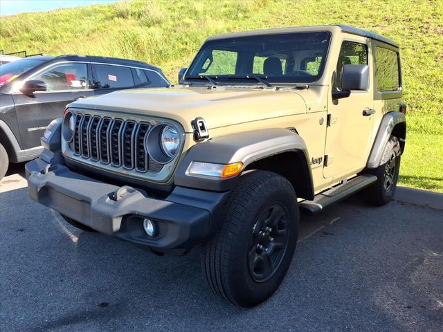 41 2025 Jeep Wrangler SUV / Crossover Four-Wheel Drive 8-Speed Automatic
