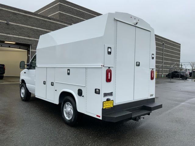 New 2025 Oxford White Ford Base image 6