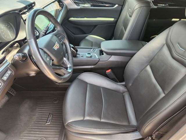 2023 Cadillac XT6 Premium Luxury Silver at Tom Peacock Cadillac