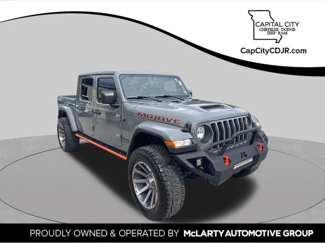 Sting-Gray Clearcoat 2021 Jeep Gladiator Pickup Truck Four-Wheel Drive 8-Speed Automatic