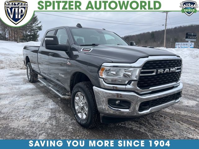 2024 RAM 3500 Big Horn Crew Cab LB 4WD