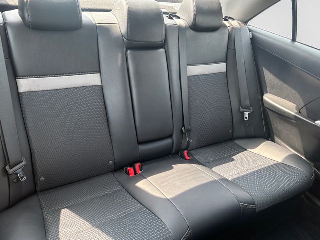 2014 Toyota Camry SE Sport - Magnetic Gray Metallic exterior view 17