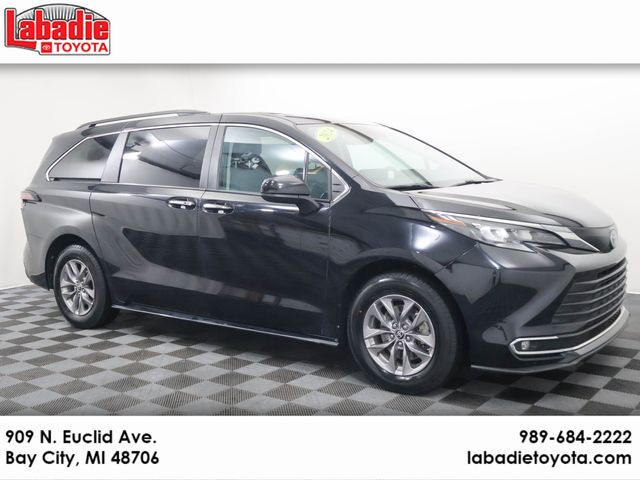  2024 Toyota Sienna XLE 7-Passenger FWD   
