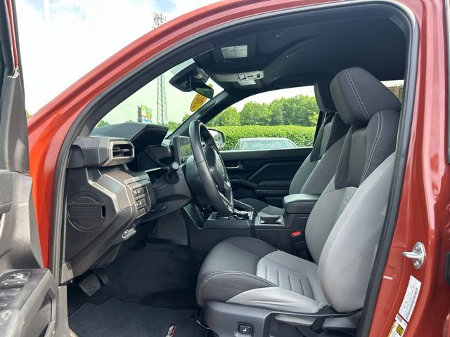 2025 Toyota Tacoma TRD Off Road - Photo 16