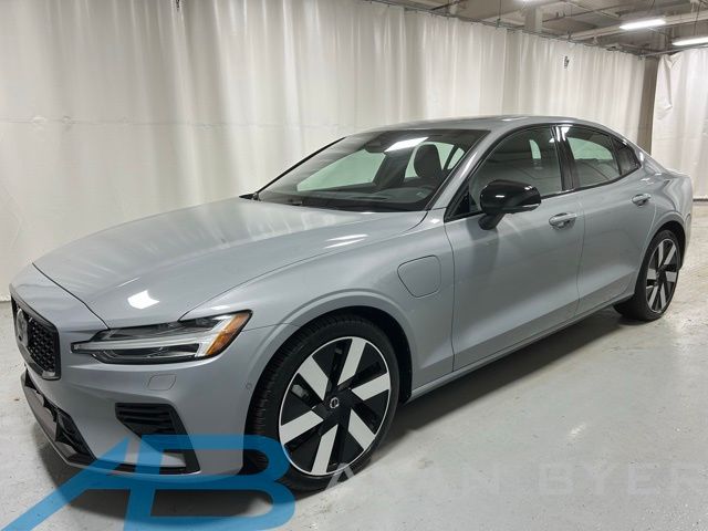 2025 Volvo S60 Recharge T8 Ultra eAWD
