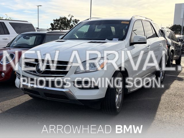 Arctic White 2013 Mercedes-Benz M-Class ML 350 4MATIC SUV / Crossover All-Wheel Drive 7-Speed Automatic